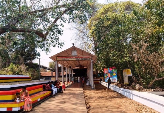 Madayi Kavu Temple