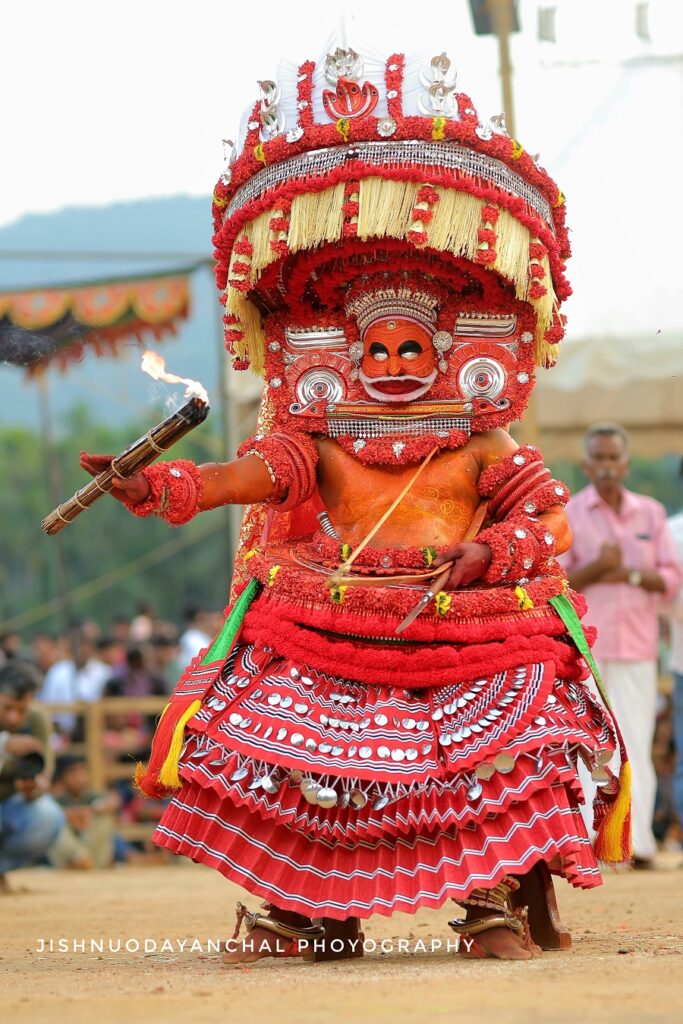 Thondachan Theyyam
